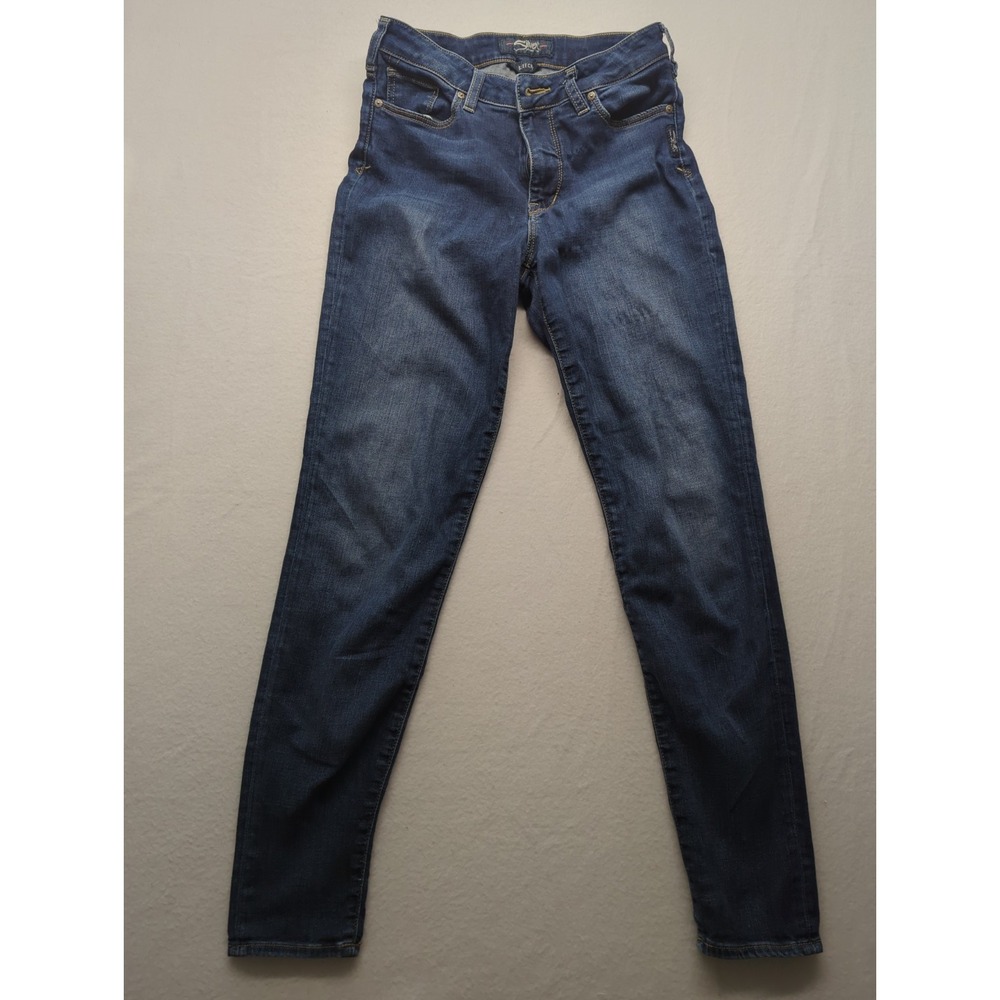 Silver Jeans. Bleecker fit. Womens size 27x29 dark wash Ankle Skinny